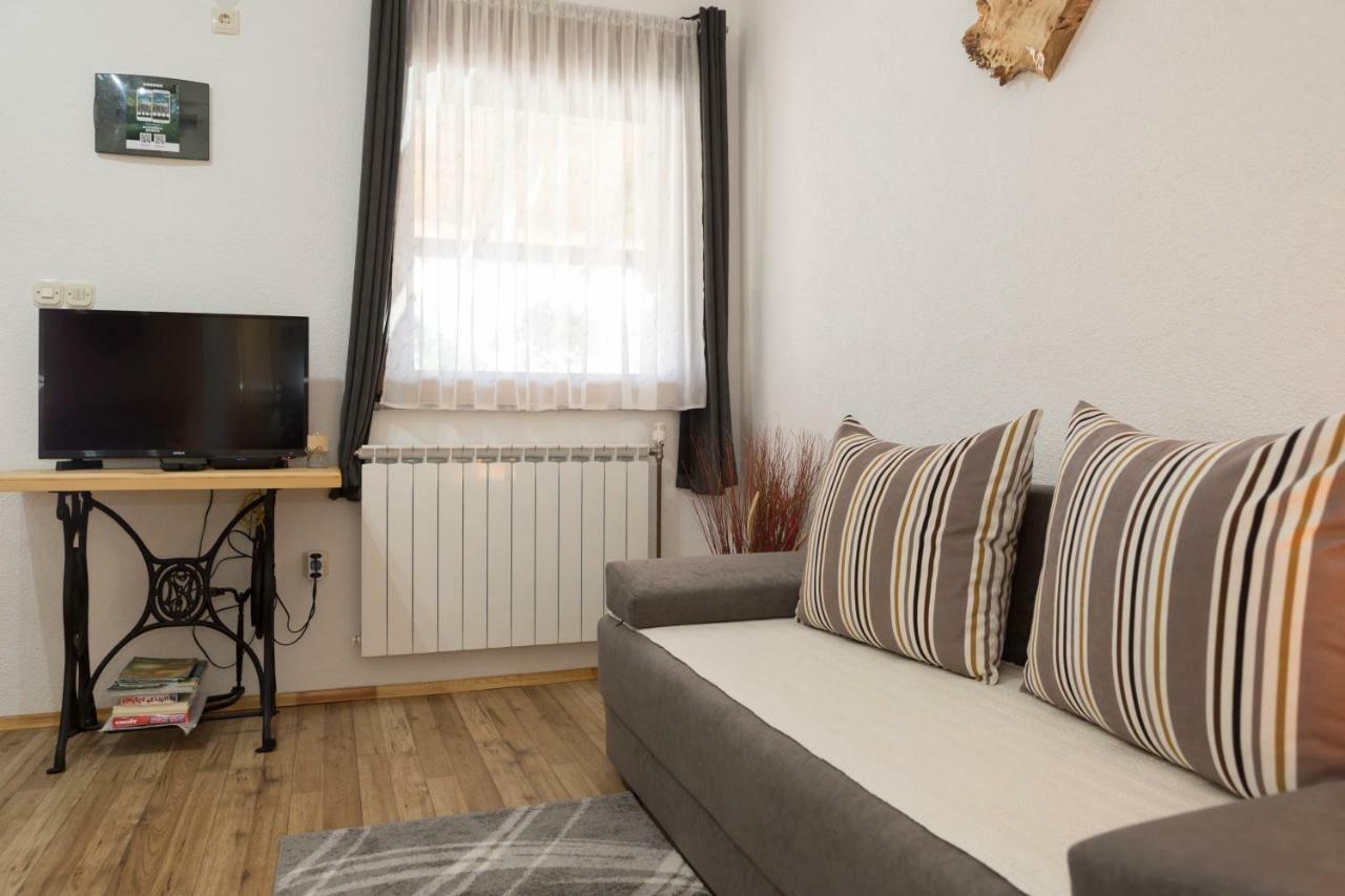 Studio Apartments Plitvice Lacus Korenica Exterior photo