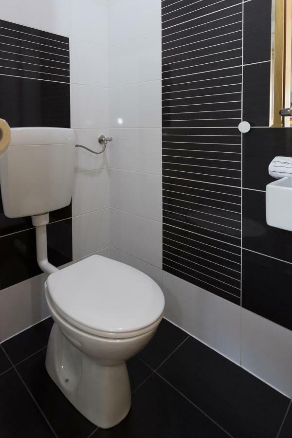Studio Apartments Plitvice Lacus Korenica Exterior photo
